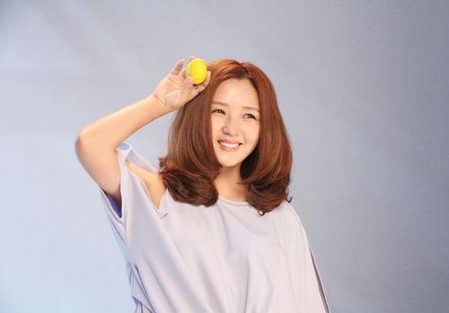 何洁的爸爸妈妈生活照,岁月静好，幸福满溢